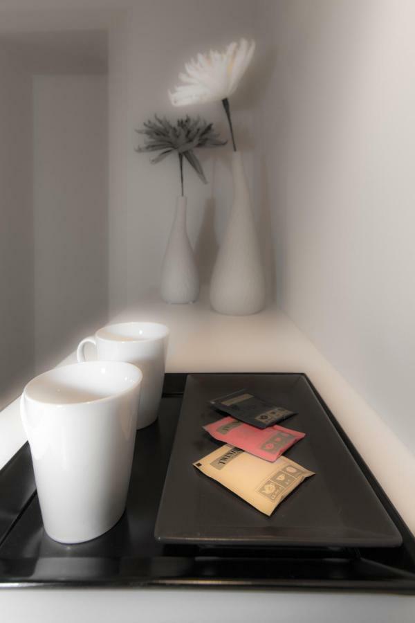 Etnart Gallery House Catania Bagian luar foto