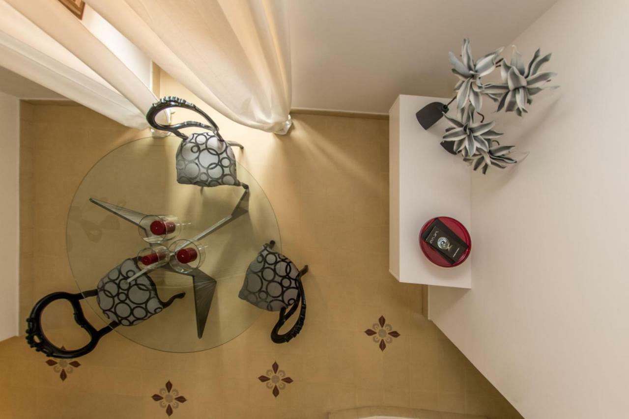 Etnart Gallery House Catania Bagian luar foto