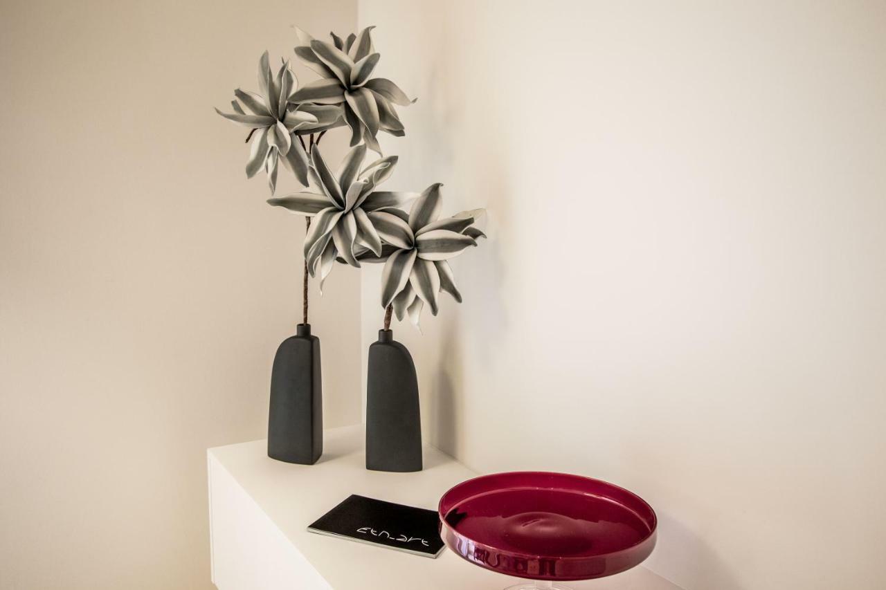 Etnart Gallery House Catania Bagian luar foto
