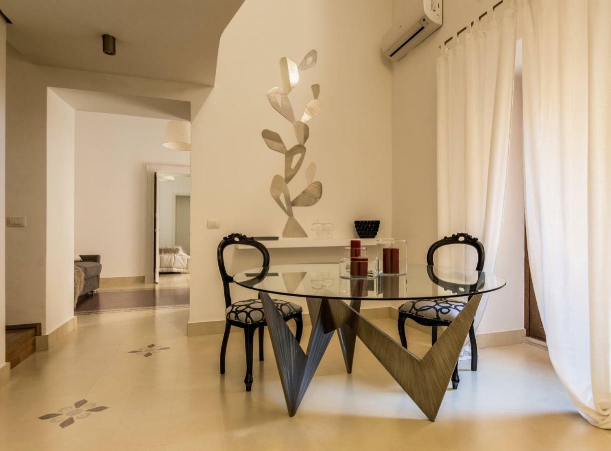 Etnart Gallery House Catania Bagian luar foto