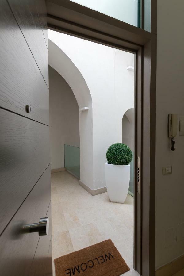 Etnart Gallery House Catania Bagian luar foto
